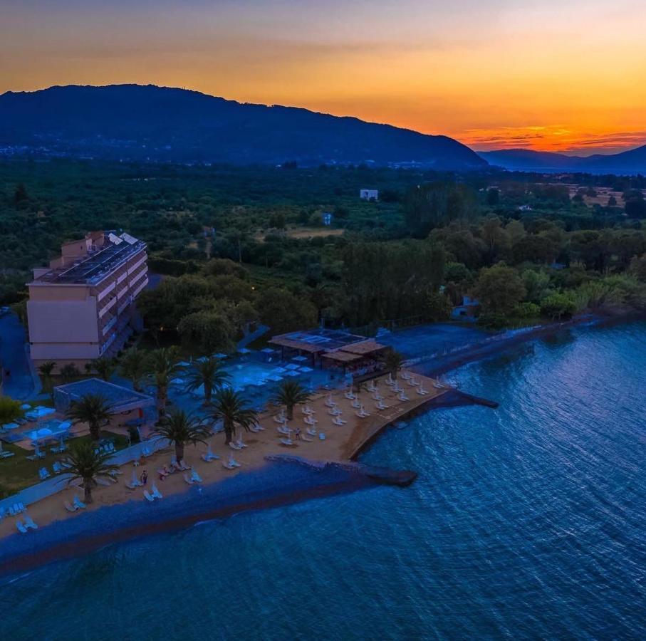 Long Beach Hotel & Resort Longos  Bagian luar foto