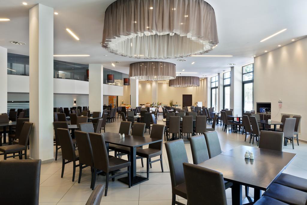 Long Beach Hotel & Resort Longos  Bagian luar foto