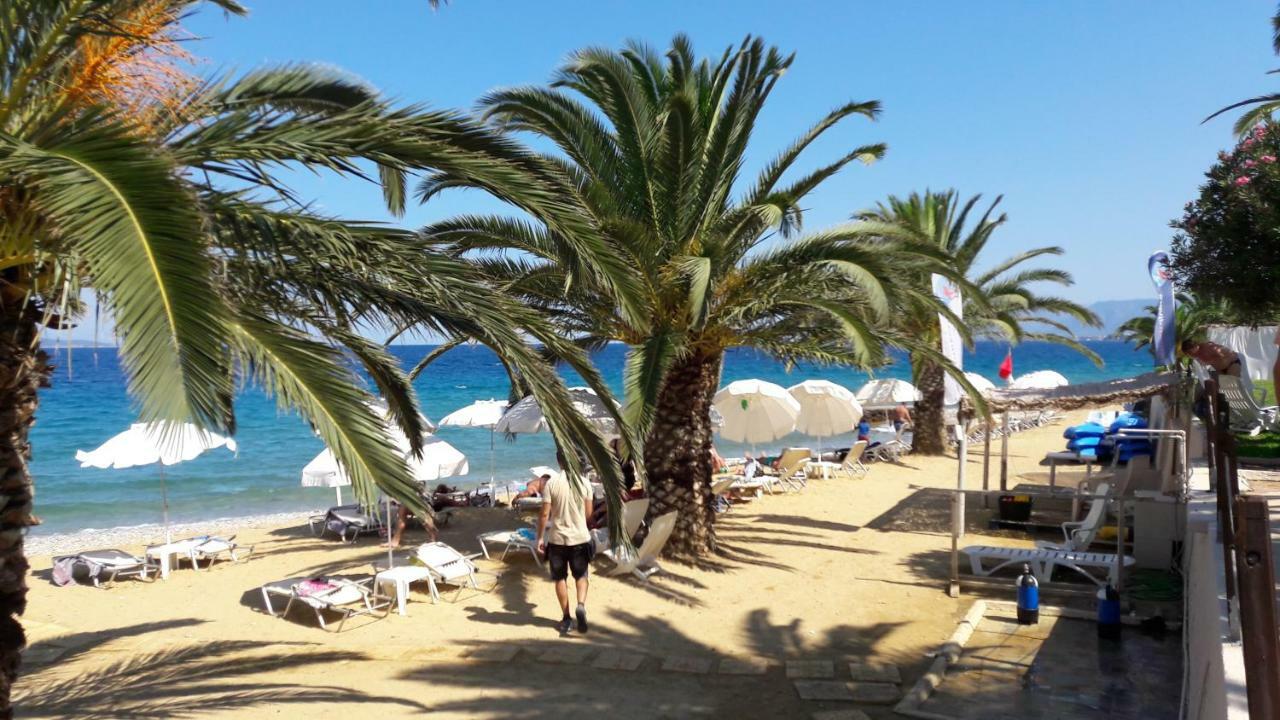 Long Beach Hotel & Resort Longos  Bagian luar foto