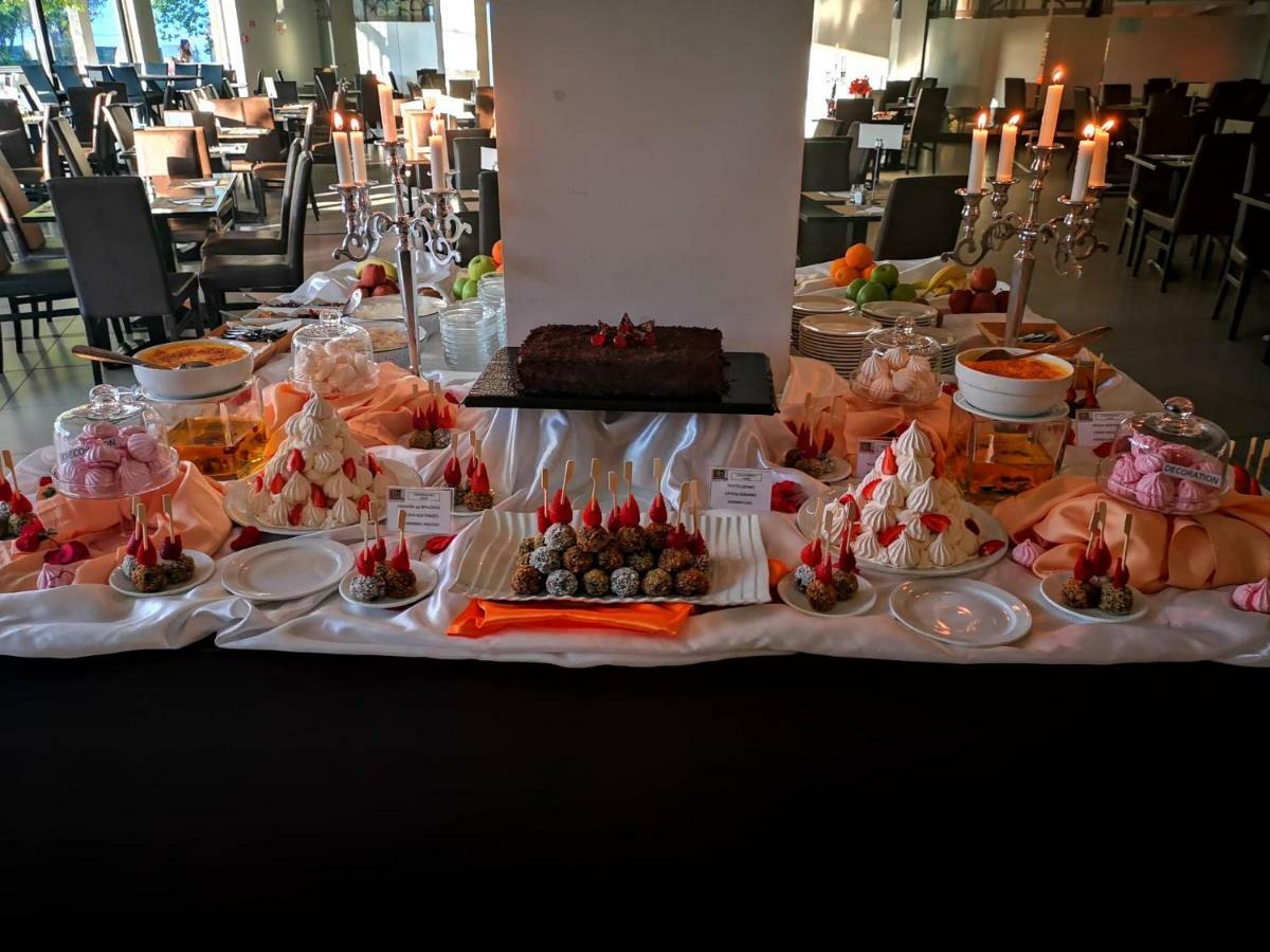 Long Beach Hotel & Resort Longos  Bagian luar foto
